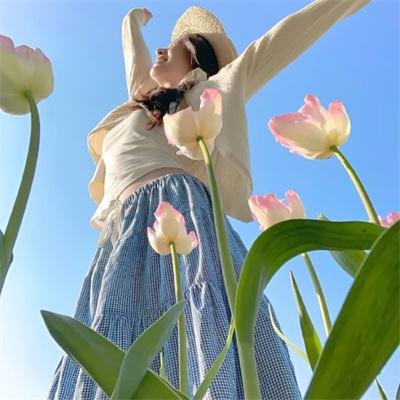 一个女孩和一个男孩